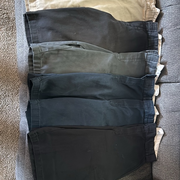 7 dickies shorts size 30 and pant 30/32 mens - Picture 2 of 2
